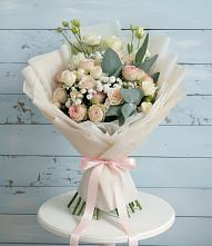 Букет цветов из:  Розы и Лизиантусы #REPLACE_PRED# Киселевске
