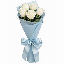 Букет 5 Белых роз Проуд в Киселевске