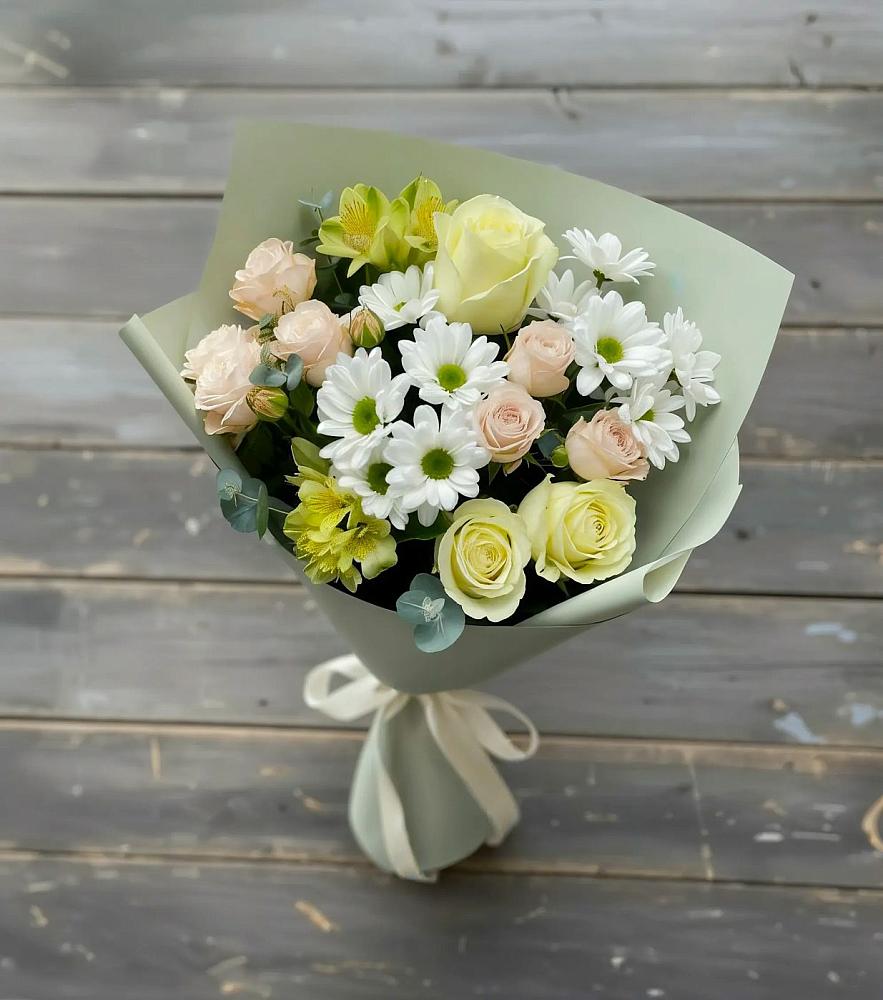 Букет цветов из: Альстромерии, Розы и Хризантемы в Киселевске