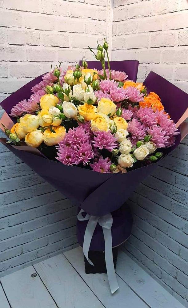 Букет цветов из: Хризантемы и Розы в Киселевске