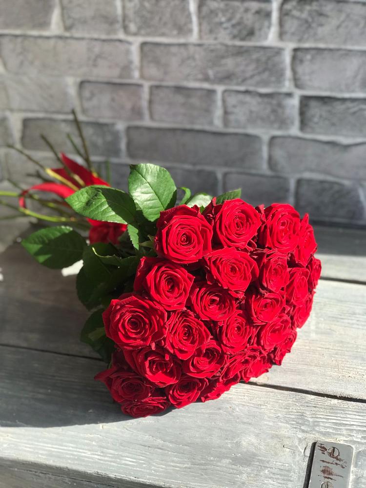 Букет Красные розы Фридом в Киселевске