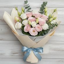 Букет цветов из:  Лизиантусы в Киселевске