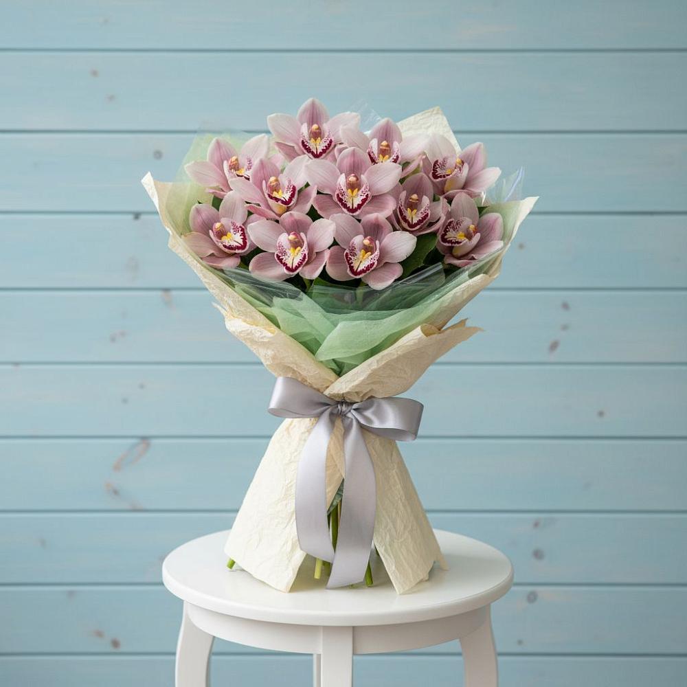 Букет цветов из: Орхидеи и Розы в Киселевске