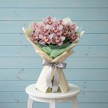 Букет цветов из:  Орхидеи и Розы в Киселевске