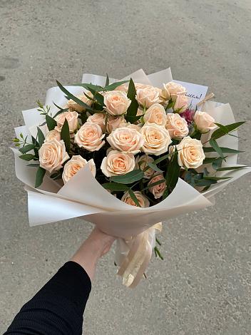 Букет Кремовые розы Латте в Киселевске