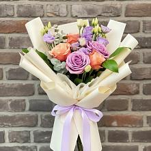 Букет цветов из:  Лизиантусы и Розы #REPLACE_PRED# Киселевске