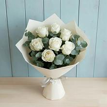 Букет Белые розы в Эвкалипте в Киселевске